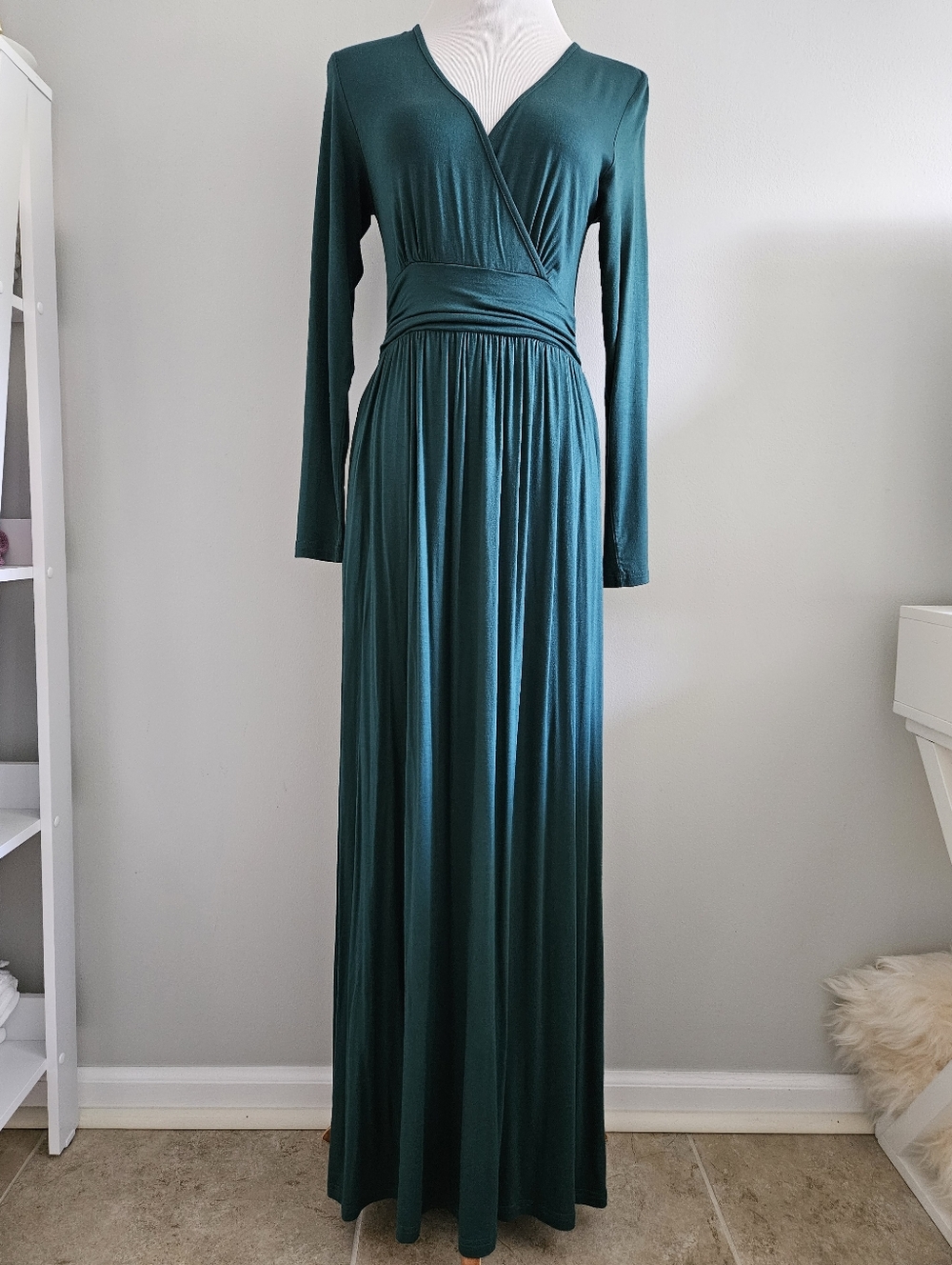 OUGES | Long Sleeve Maxi Dress